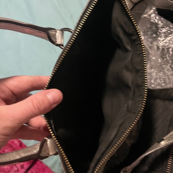 Rebecca Minkoff silver leather bag - Picture 6 of 7